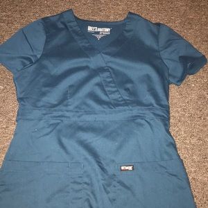 Practically new greys anatomy Scrub shirt